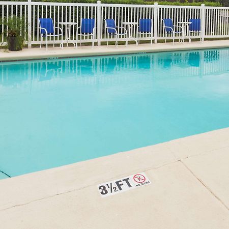 Days Inn By Wyndham Madison Buitenkant foto