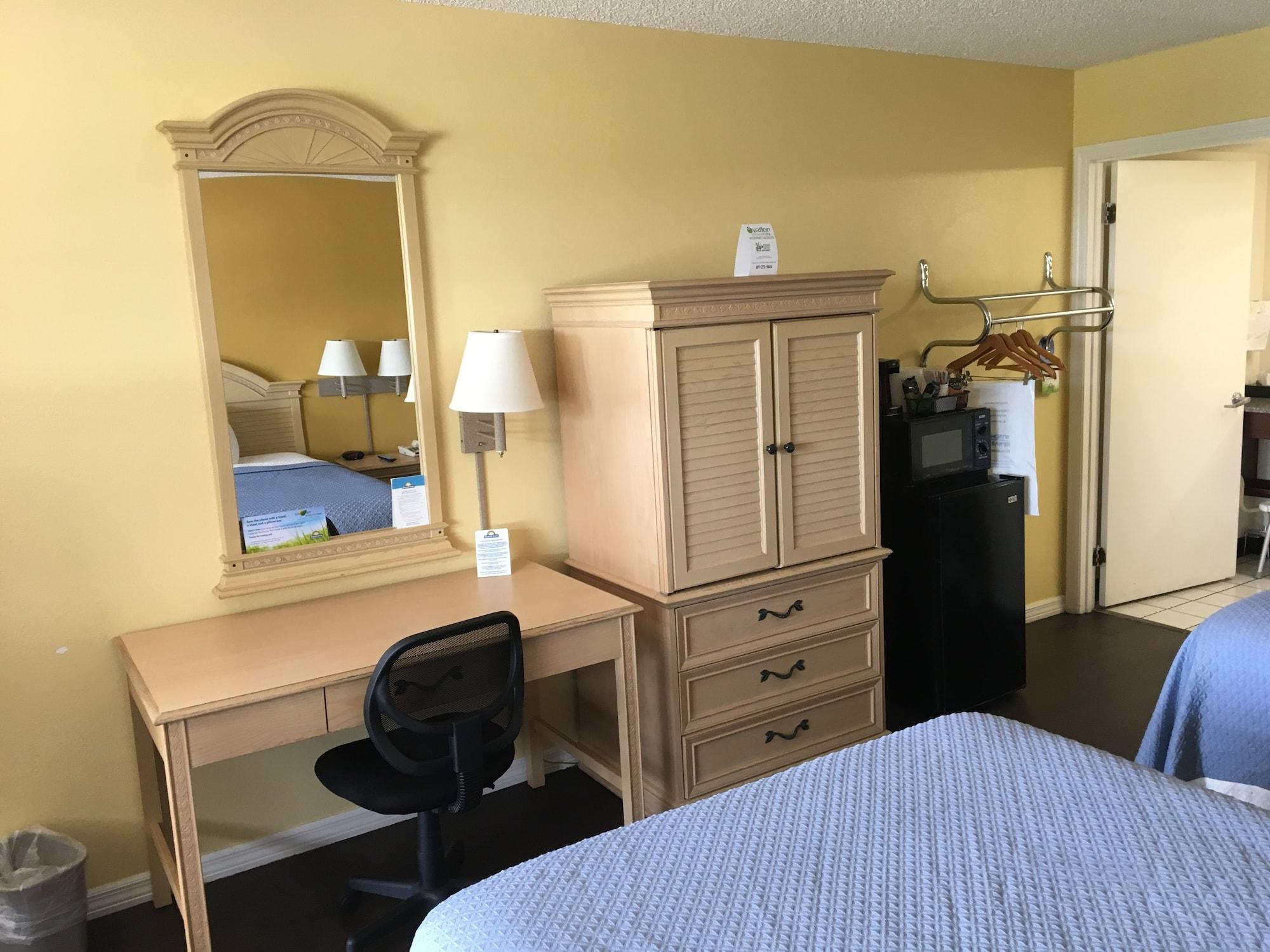 Days Inn By Wyndham Madison Buitenkant foto