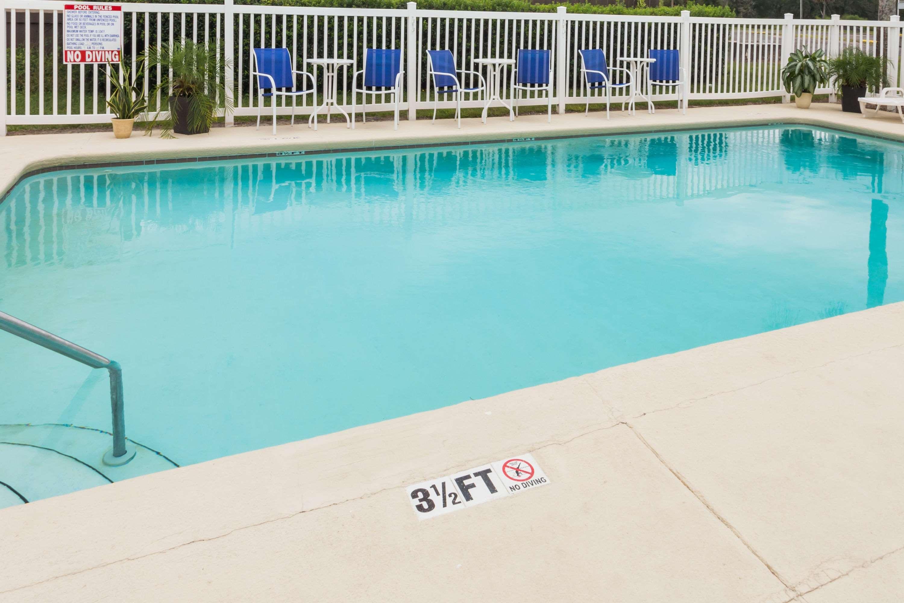 Days Inn By Wyndham Madison Buitenkant foto