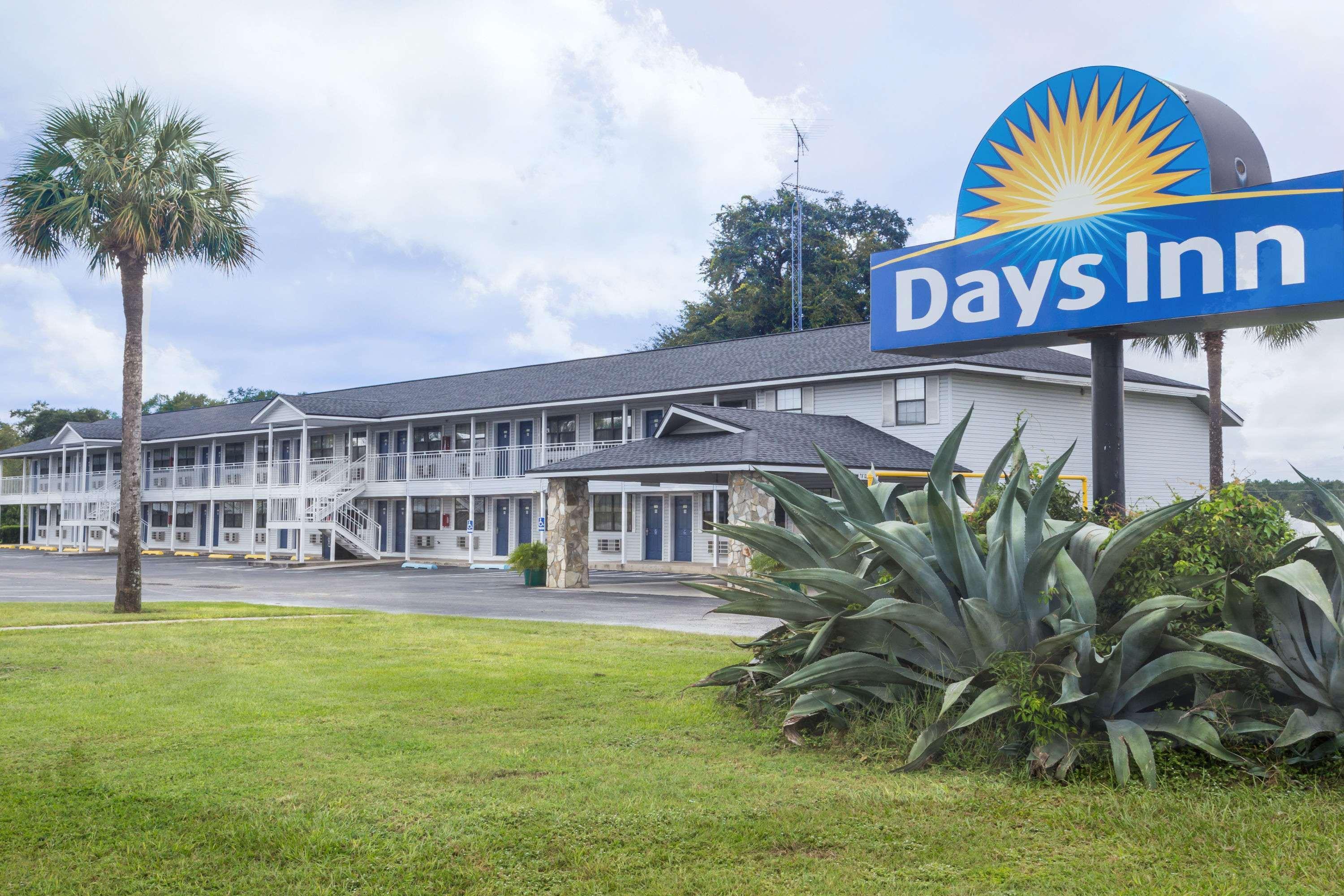 Days Inn By Wyndham Madison Buitenkant foto