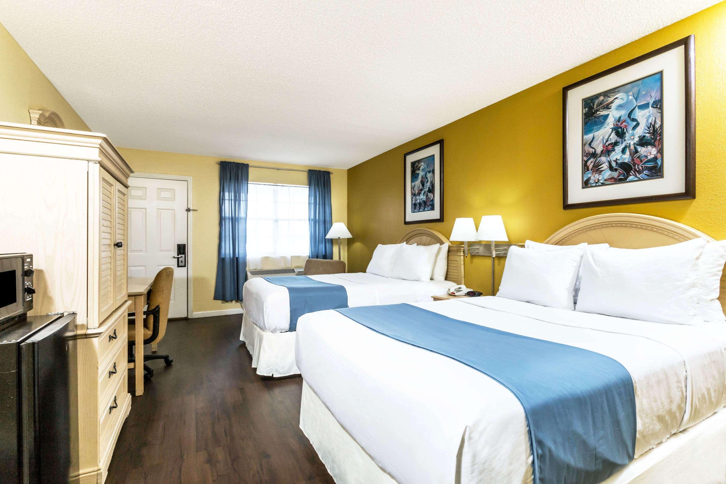 Days Inn By Wyndham Madison Buitenkant foto